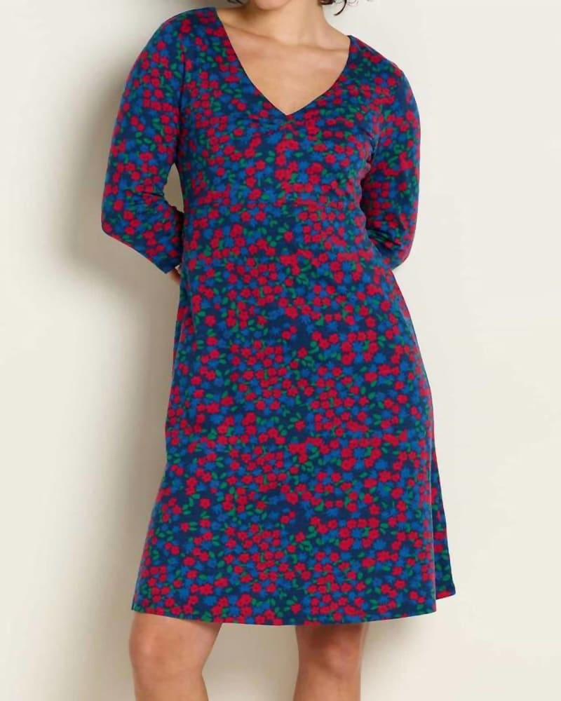 Front of a model wearing a size XLarge Rosalinda Dress In True Navy Florist Print in True Navy Florist Print by TOAD&CO. | dia_product_style_image_id:345667